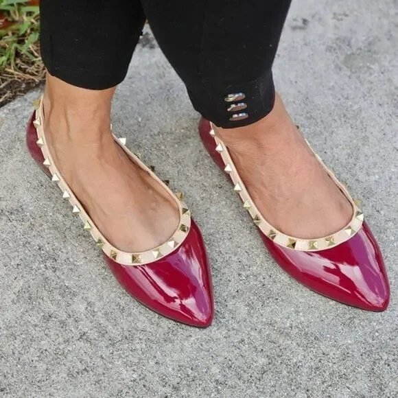 Womens Studded Flat Closed Pointed Toe Sandal Burgundy Color - Picture 2 of 4